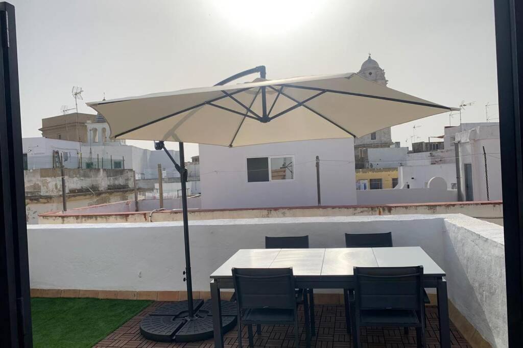Hidden Gem Penthouse Populo Y Catedral Apartment Cadiz Luaran gambar